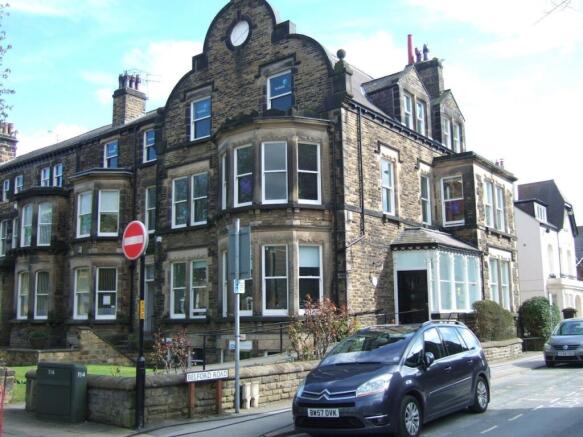 6 Vic Ave.jpg