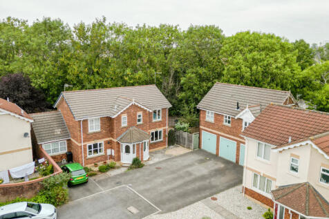 Heron Gardens, Portishead