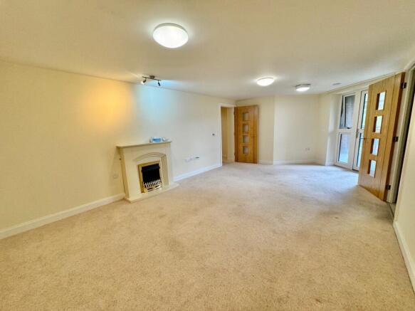 Sitting / Dining Room