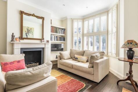 Gowan Avenue, Fulham, London, SW6