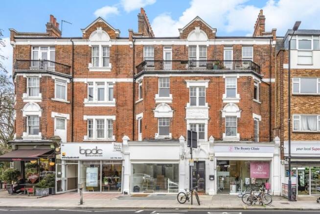 2 bedroom apartment to rent in Fulham Palace Road London SW6, SW6