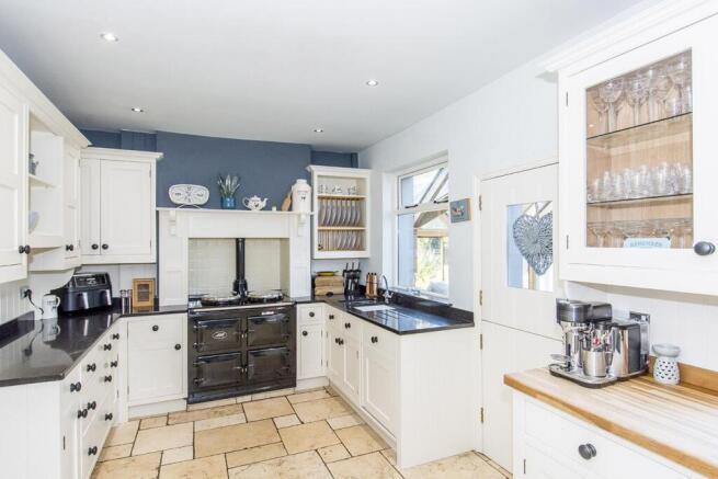 Kitchen/Breakfast Room