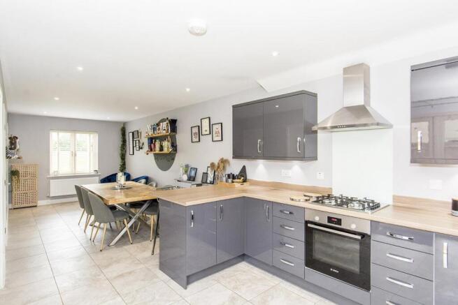 Dining Kitchen