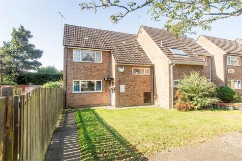 Canada Fields, Lutterworth