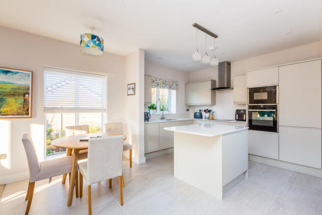 Kitchen/Dining Ar...
