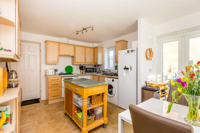 Kitchen/breakfast...