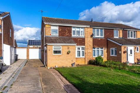 Farnham Drive, Rushden