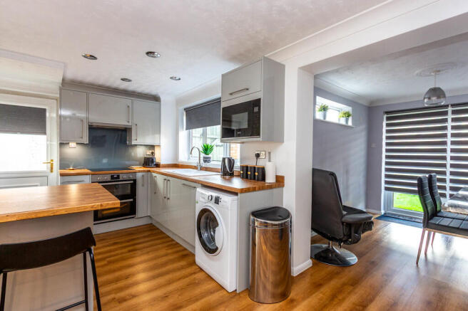 Kitchen/Dining Ro...