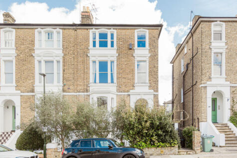 Richmond - 2 bedroom flat for sale