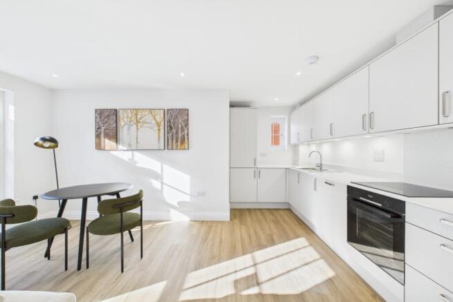 CAM05250G0-PR0008-STILL004