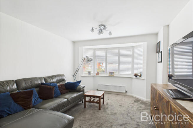 CAM05449G0-PR0025-STILL007