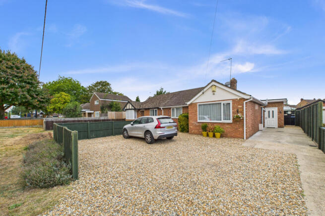 CAM05449G0-PR0027-STILL011