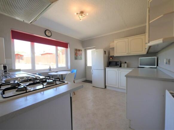 KITCHEN1
