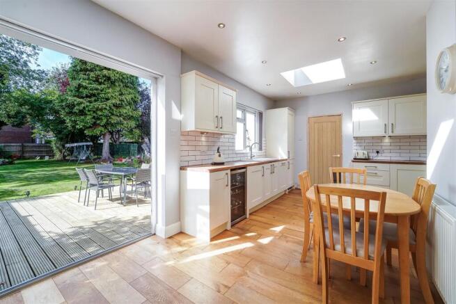 BRIGHTON ROAD, 84 (11).jpg