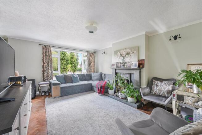 CHEYNE COURT, 13- (1).jpg