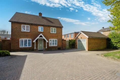 Preston Manor Road, Tadworth