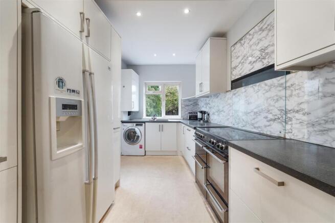 OAKS WAY, 34 (10).jpg