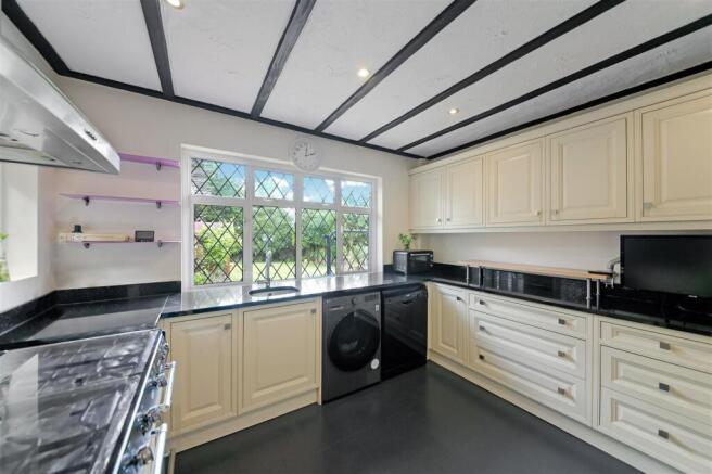 BUCKLES WAY,2 -13.jpg