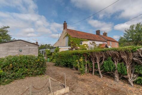 The Street, Barney, NR21