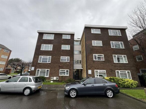 Windsor Court N14
