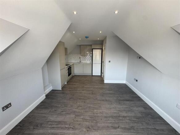 Kitchen/ Lounge