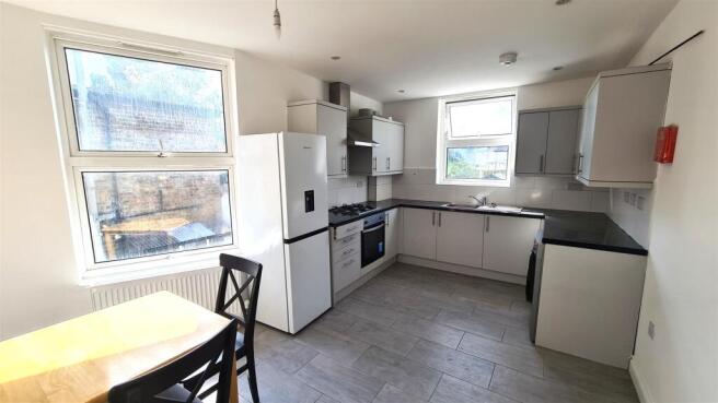 Kitchen/Lounge