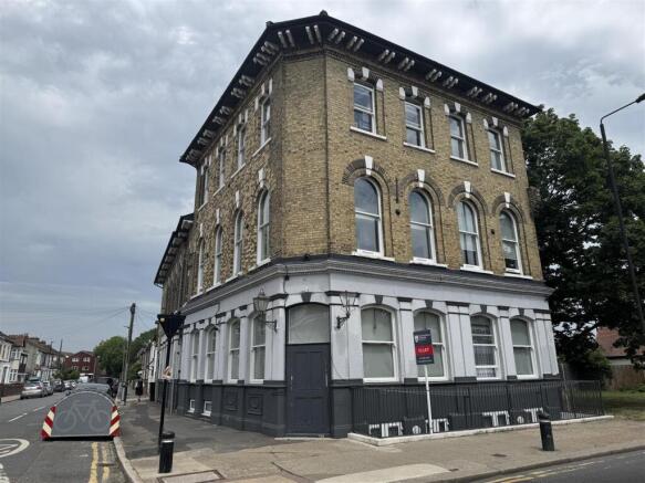 Elmsdown House E15