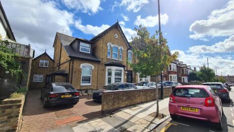 Alexandra Road, Turnpike Lane, N8