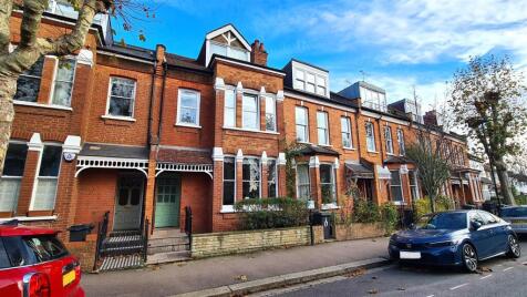 Fortis Green Avenue, East Finchley, N2