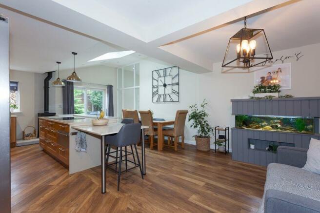 OPEN PLAN LIVING DINING KITCHEN