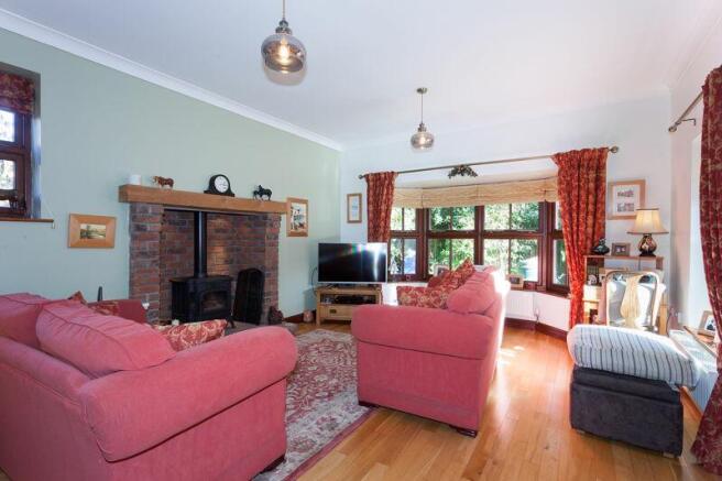 DINING ROOM/SNUG