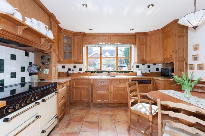 BREAKFAST KITCHEN