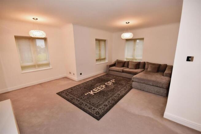Living/Dining Room