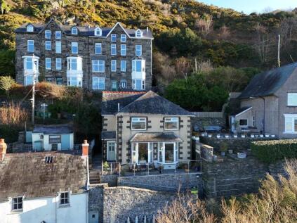 Llys Awel, Barmouth, LL42 1BH