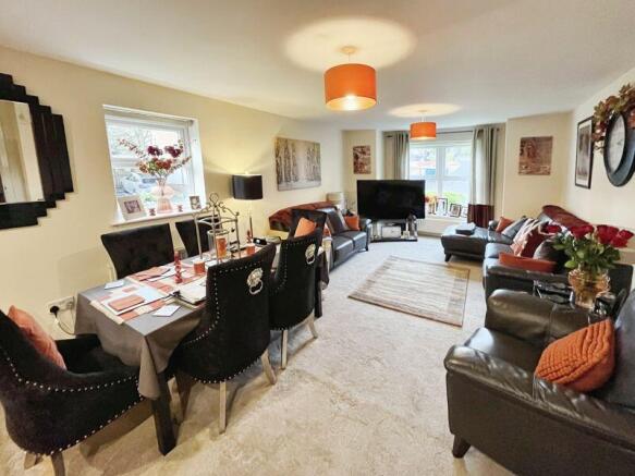 Living dining room