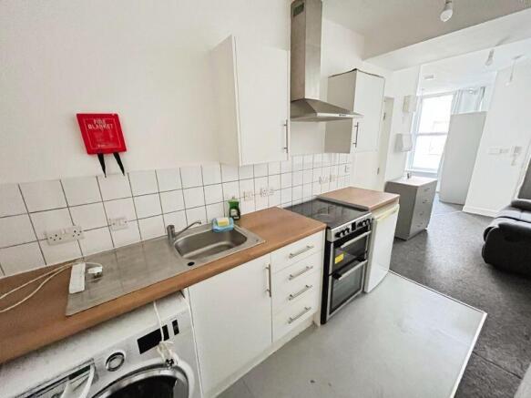 KITCHEN LIVING AREA