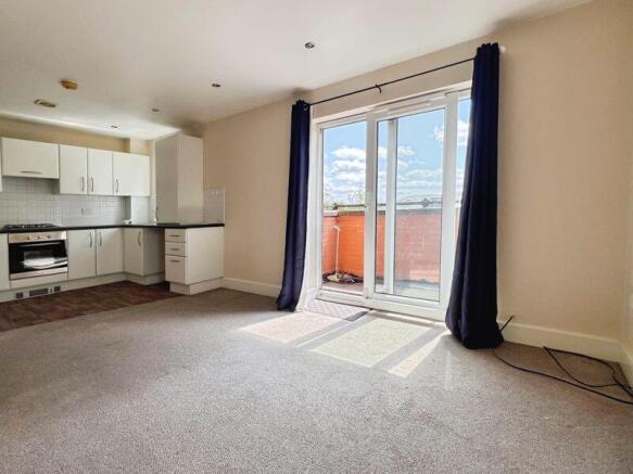 Kitchen lounge diner