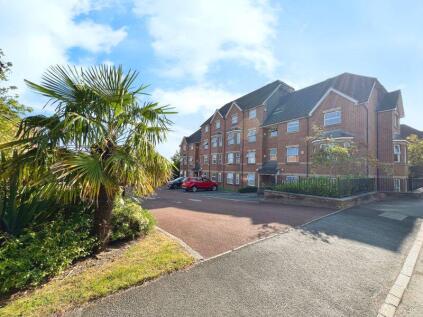 Royal Court Drive, Heaton