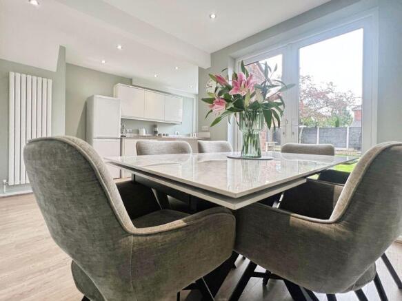 Dining kitchen