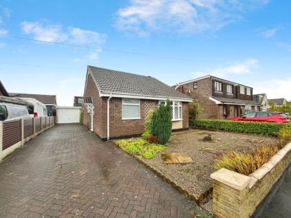 Kempton Avenue, Little Lever