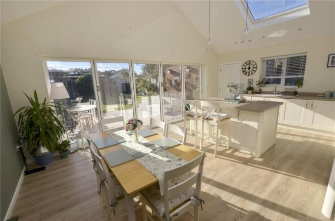Dining/Kitchen Area