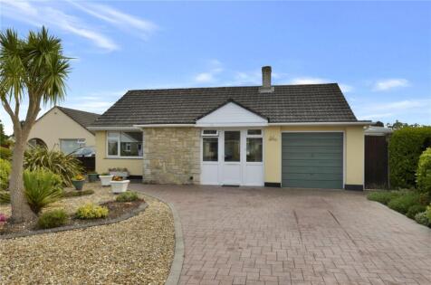 Uplands Road, West Moors, Ferndown, Dorset, BH22