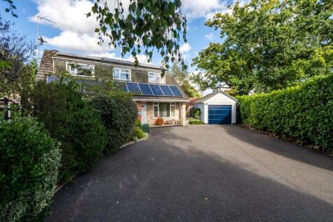 Pine Close, Ferndown, Dorset, BH22