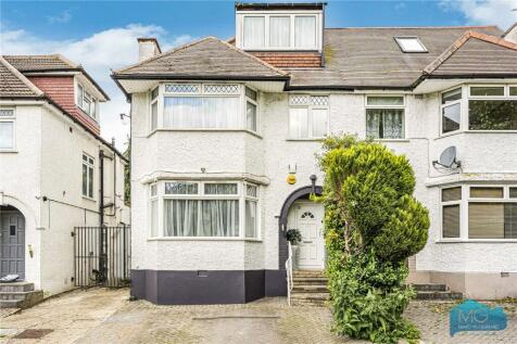 Holders Hill Gardens, London, NW4