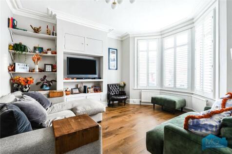 Squires Lane, Finchley, London, N3