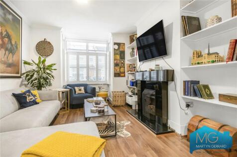 Brackenbury Road, East Finchley, London, N2