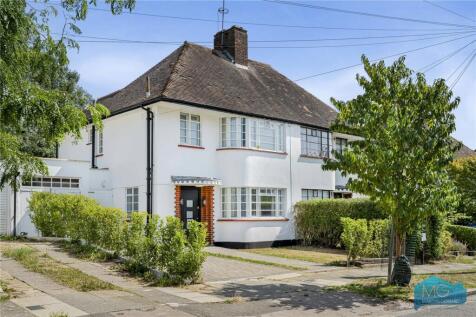 Howard Walk, Hampstead Garden Suburb, N2