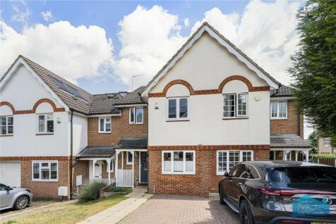 Osier Crescent, London, N10