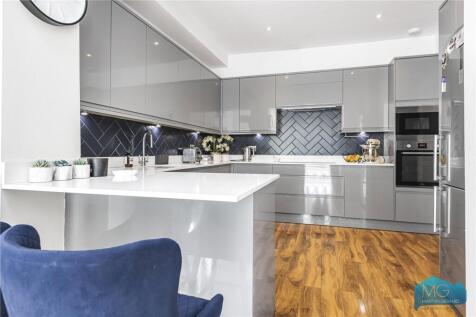 Stanhope Road, London, N12