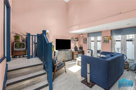 Edward Road, Barnet, EN4